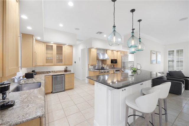 1767 Hummingbird CT, Marco Island, FL 34145