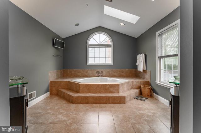 1717 CATHERINE FRAN DR, Accokeek, MD 20607
