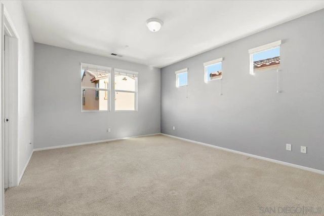 10034 Leavesly Trail, Santee, CA 92071