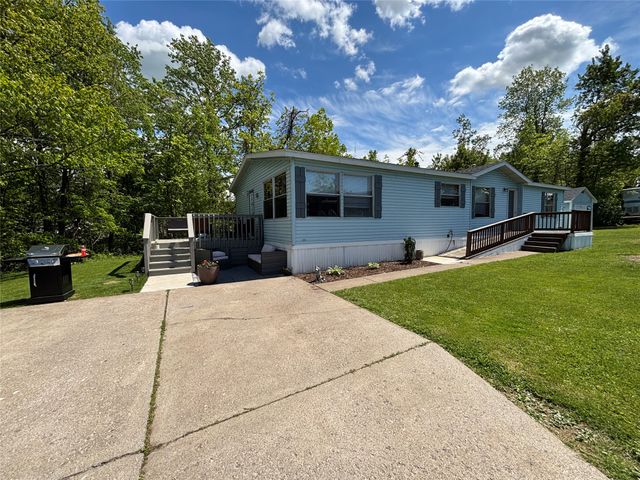 1804 GREEN VIEW Drive, Erie, PA 16509