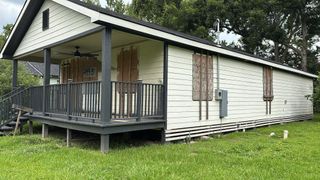 2495 Beatrice Street, Beaumont, TX 77703