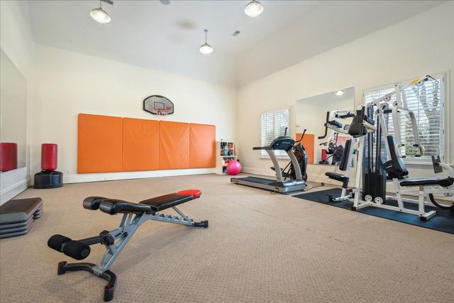 9504 DOGWOOD RD, Germantown, TN 38139