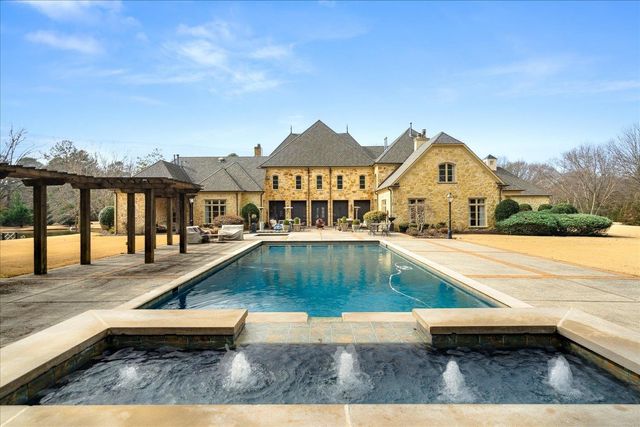 9504 DOGWOOD RD, Germantown, TN 38139