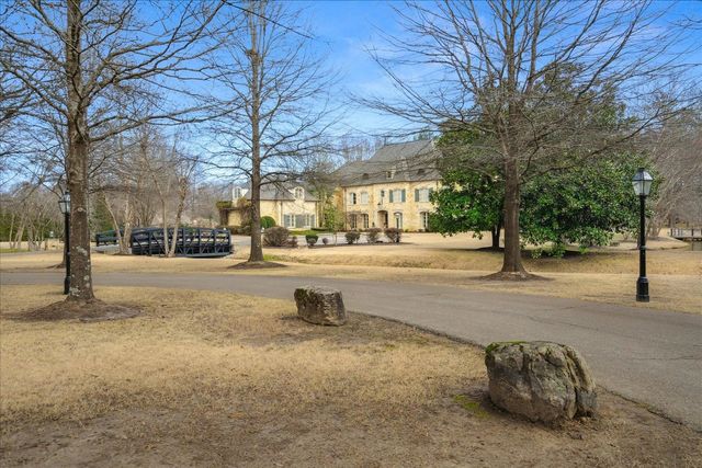 9504 DOGWOOD RD, Germantown, TN 38139