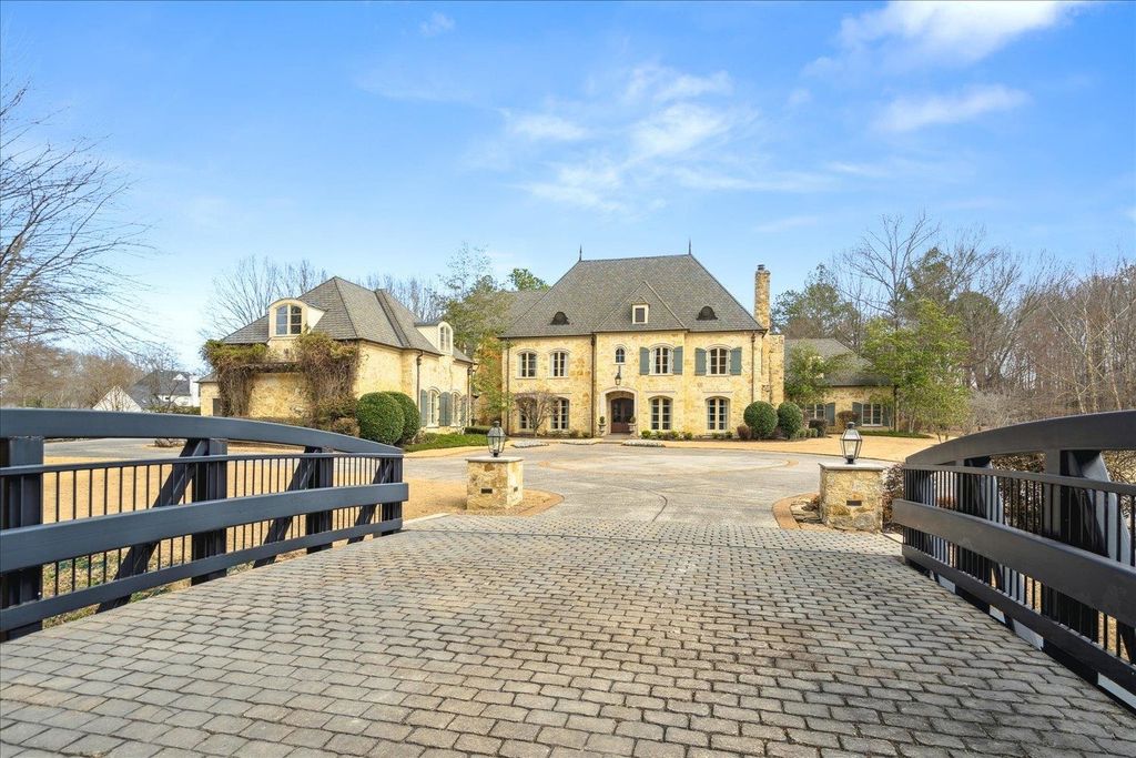 9504 DOGWOOD RD, Germantown, TN 38139