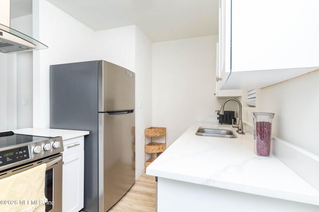 7303 SANDHURST Road S, Jacksonville, FL 32277