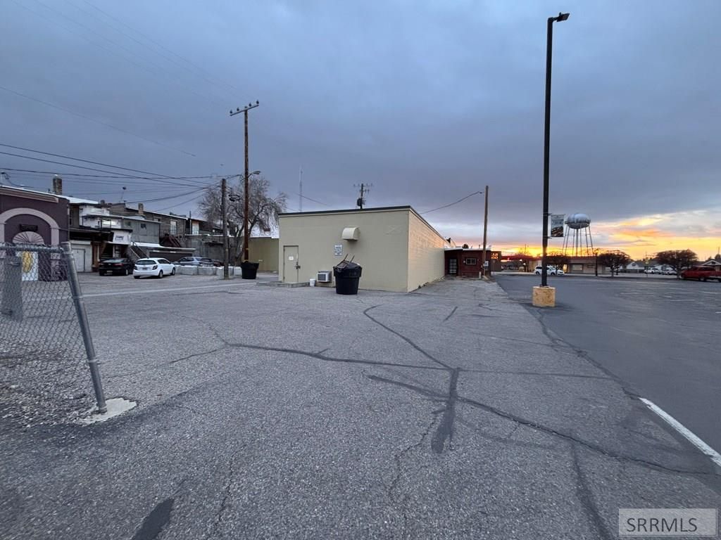 Image 5 of property listing at 128 N State Street, Rigby, ID 83442