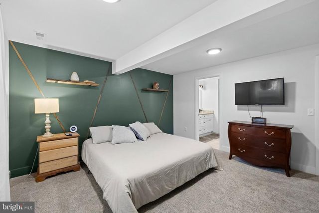 3283 FLAT RUN RD, Locust Grove, VA 22508