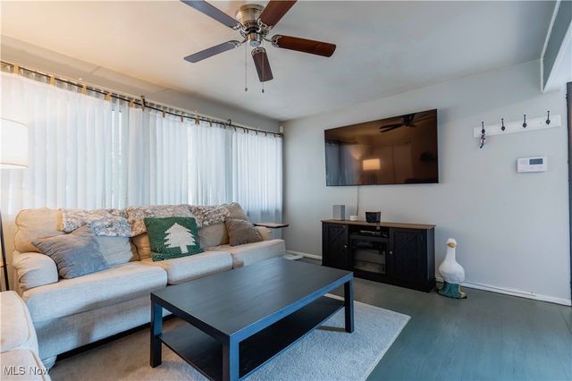 2836 Unclmorse Avenue, Akron, OH 44314