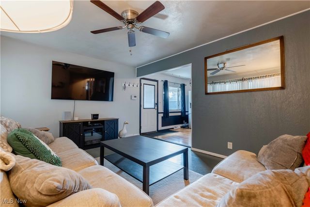 2836 Unclmorse Avenue, Akron, OH 44314