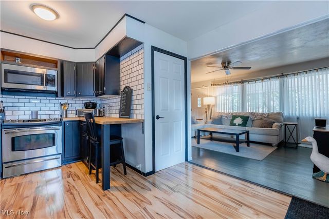 2836 Unclmorse Avenue, Akron, OH 44314