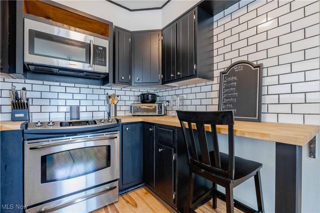 2836 Unclmorse Avenue, Akron, OH 44314