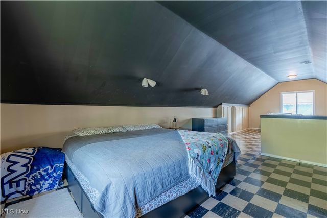 2836 Unclmorse Avenue, Akron, OH 44314