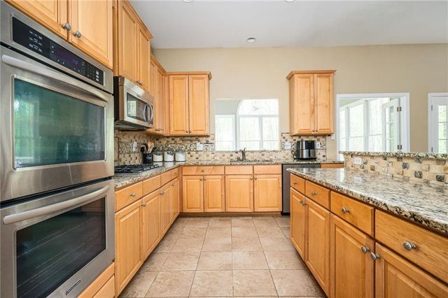 1050 Longpointe Pass, Alpharetta, GA 30005