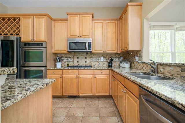 1050 Longpointe Pass, Alpharetta, GA 30005