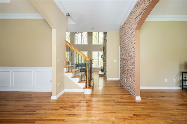 1050 Longpointe Pass, Alpharetta, GA 30005