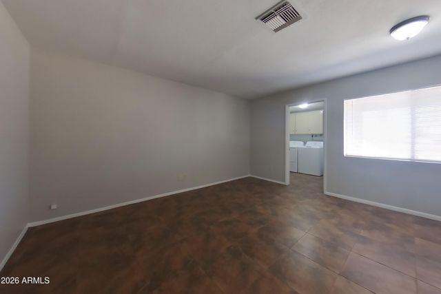 9426 N 16TH Street, Phoenix, AZ 85020