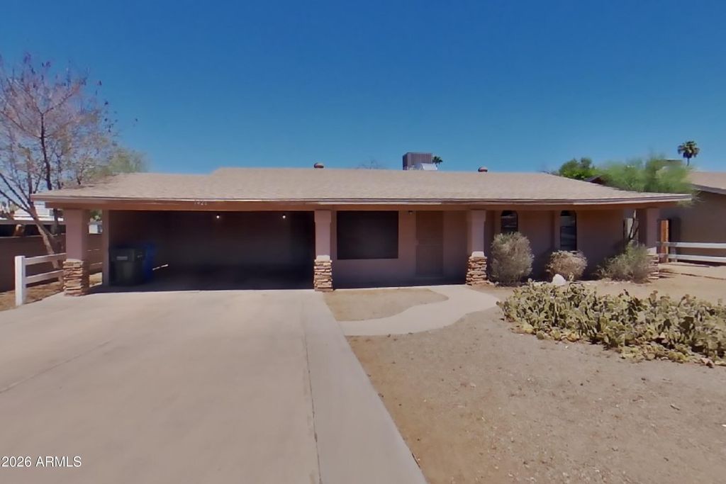 9426 N 16TH Street, Phoenix, AZ 85020