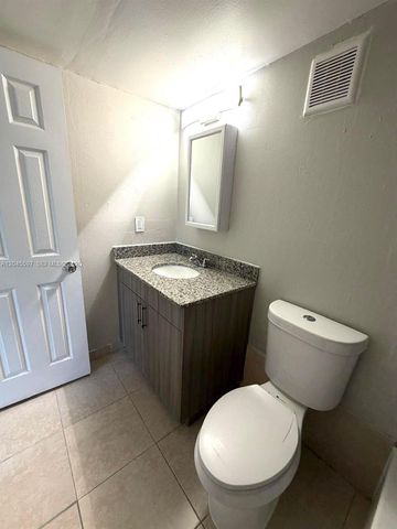 2111 NW 55th Ave 211, Lauderhill, FL 33313