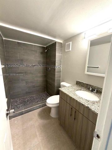2111 NW 55th Ave 211, Lauderhill, FL 33313