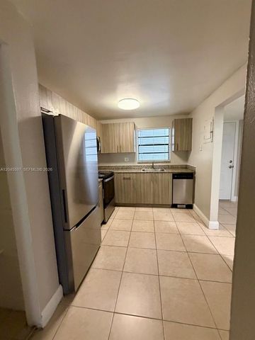 2111 NW 55th Ave 211, Lauderhill, FL 33313