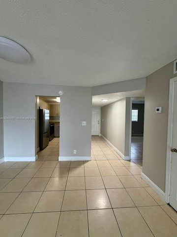 2111 NW 55th Ave 211, Lauderhill, FL 33313