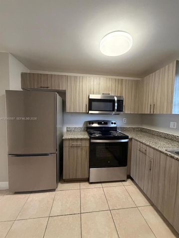 2111 NW 55th Ave 211, Lauderhill, FL 33313