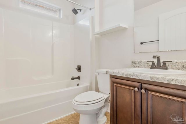 5709 Mill Stream Way, Pace, FL 32571