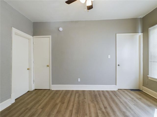 301 Lawndale Avenue, Kansas City, MO 64123