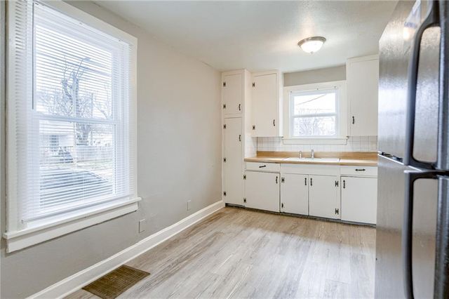 301 Lawndale Avenue, Kansas City, MO 64123