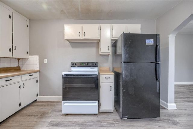 301 Lawndale Avenue, Kansas City, MO 64123