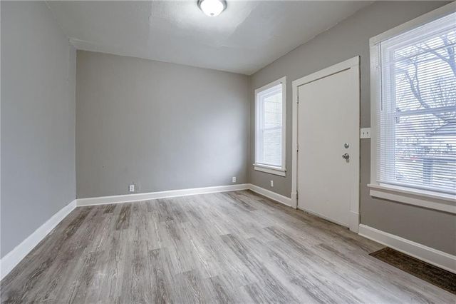 301 Lawndale Avenue, Kansas City, MO 64123