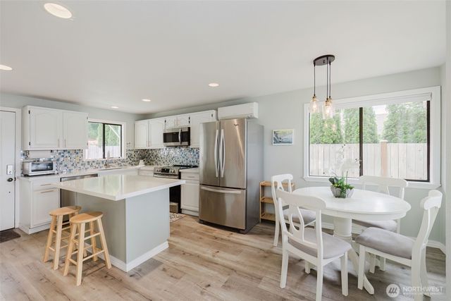 16301 E State Route 106, Belfair, WA 98528