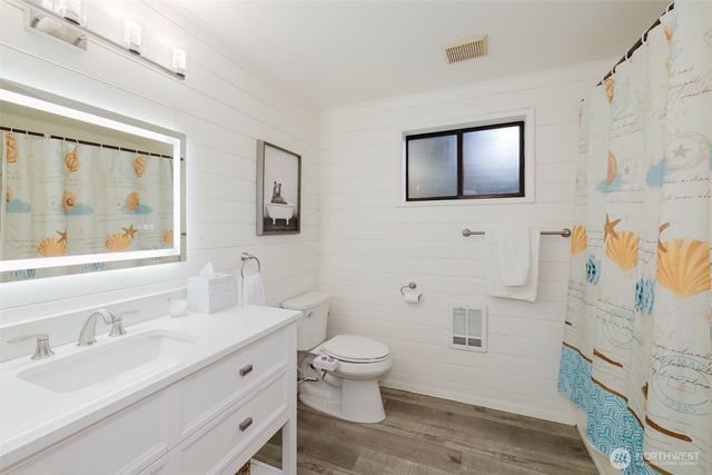 16301 E State Route 106, Belfair, WA 98528