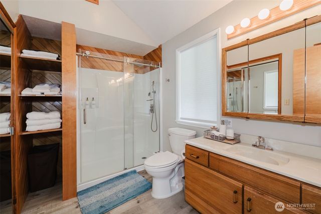 16301 E State Route 106, Belfair, WA 98528
