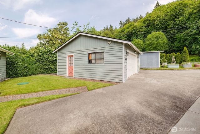 16301 E State Route 106, Belfair, WA 98528