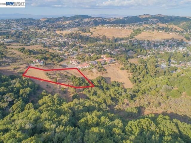 Knobcone Ct, Richmond, CA 94803