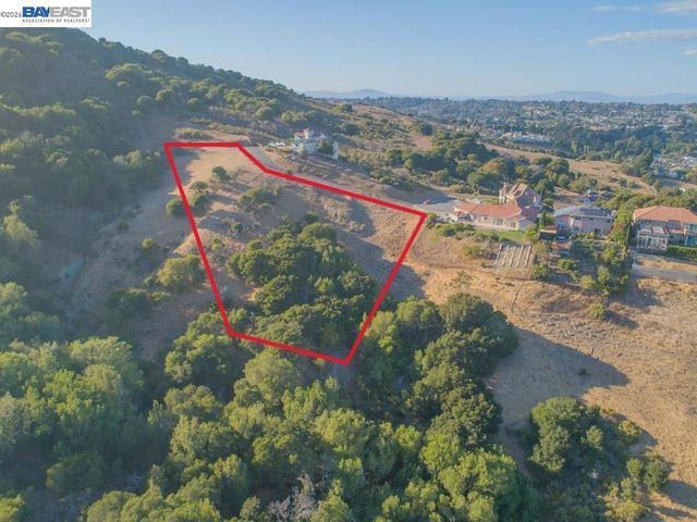 Knobcone Ct, Richmond, CA 94803
