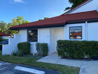 267 NW 36th Avenue, Deerfield Beach, FL 33442