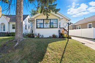 2407 C Avenue NE, Cedar Rapids, IA 52402