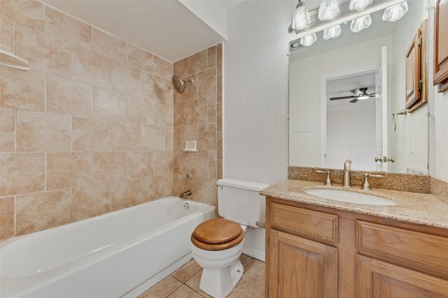 2736 E Wentwood Drive, Carrollton, TX 75007