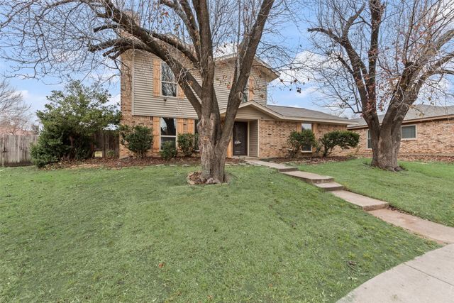 2736 E Wentwood Drive, Carrollton, TX 75007