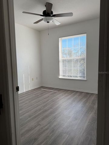 10205 COURTNEY PALMS BOULEVARD 303, Tampa, FL 33619