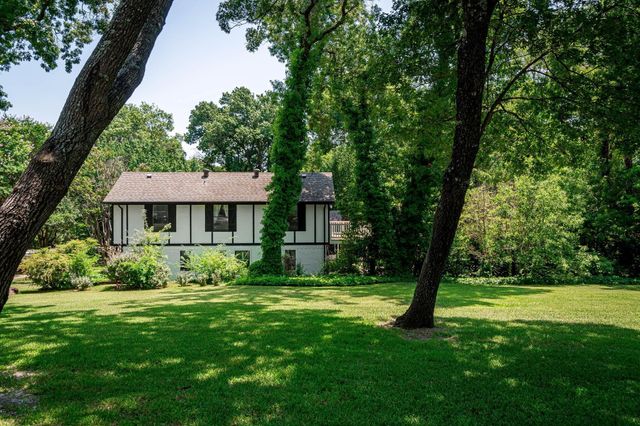 871 Timberwood Lane, Fairview, TX 75069