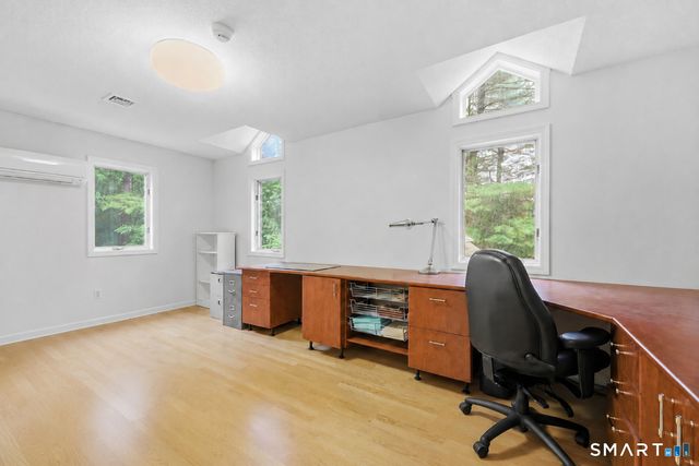 38 Cary Lane 38, Bloomfield, CT 06002