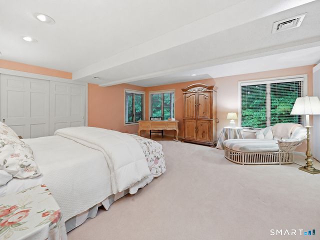 38 Cary Lane 38, Bloomfield, CT 06002