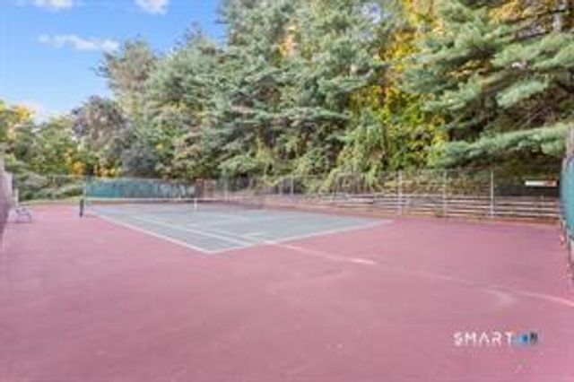 38 Cary Lane 38, Bloomfield, CT 06002