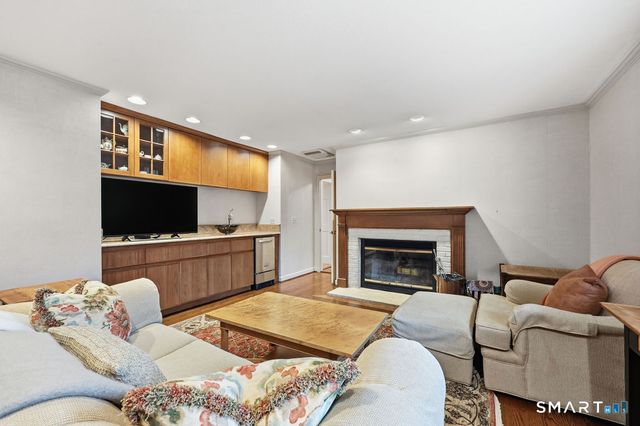 38 Cary Lane 38, Bloomfield, CT 06002