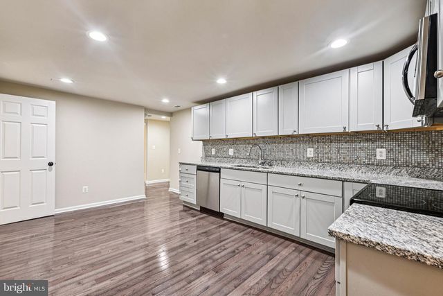 72 HILLCREST DR, Stafford, VA 22556