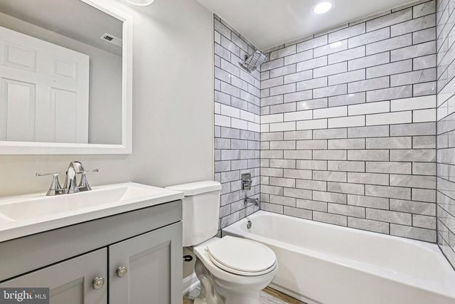 72 HILLCREST DR, Stafford, VA 22556